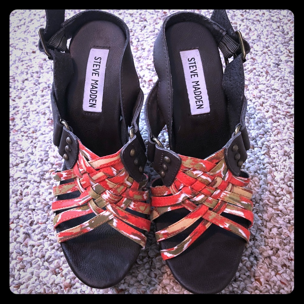 Steve Madden Printed Wedges